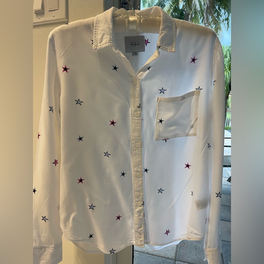RAILS button down long sleeve shirt with stars in great condition size XS